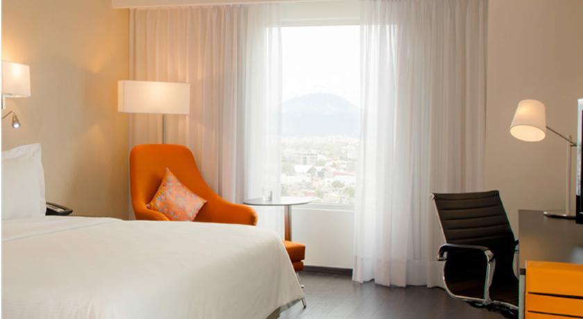 Fiesta Inn Puebla Las Animas Εξωτερικό φωτογραφία